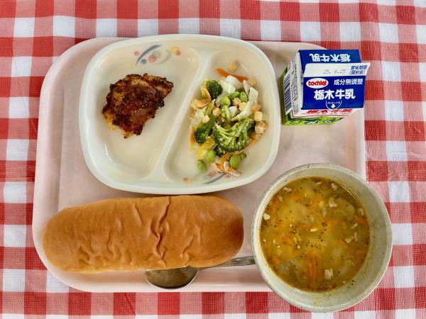 今日の給食2025.06.13