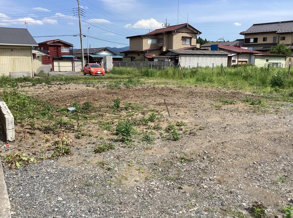 北側から